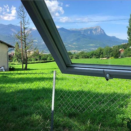 Mobil Home Proche Du Plan D'Eau D'Embrun Exteriör bild